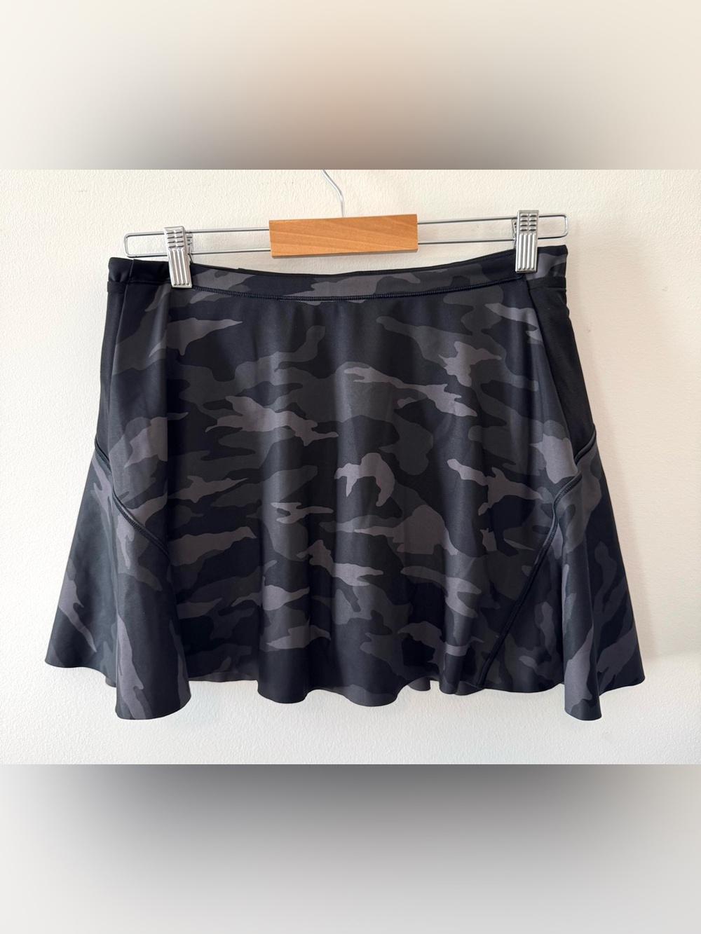 Athleta Match Point Skort S Black Gray Camo Tennis Golf Pickleball Skirt